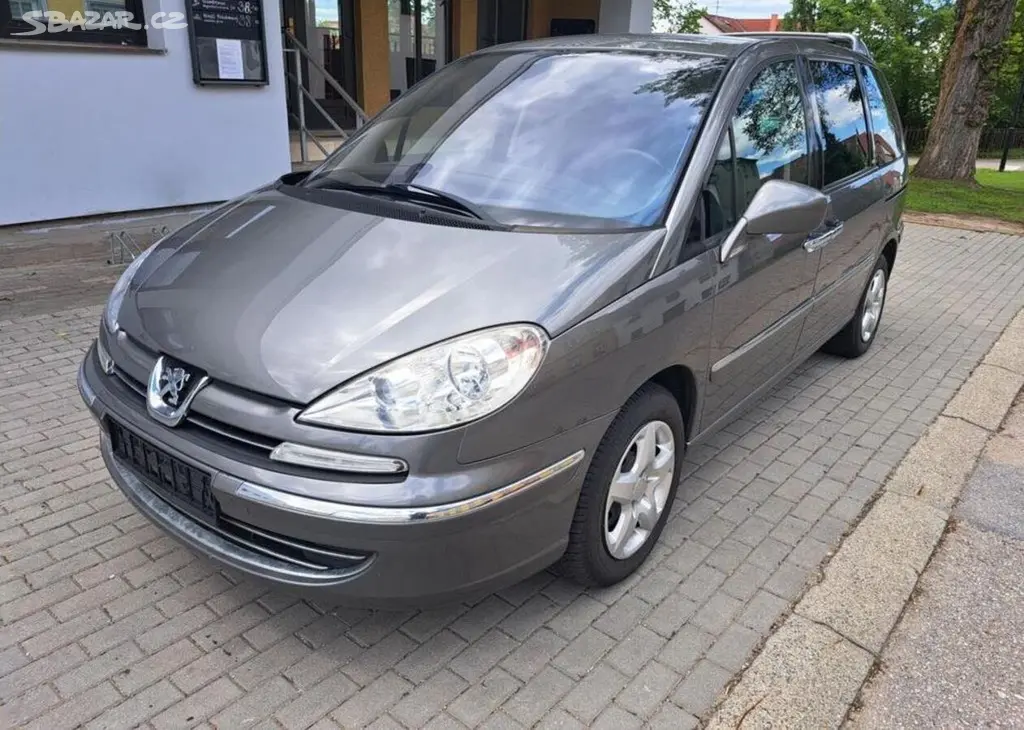 Peugeot 807 2,0 HDI nafta manuální - fotka 3