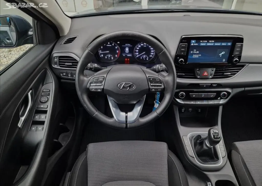 Hyundai i30, 1.5i Cvvt Comfort, ČR, 1.Maj. - fotka 5