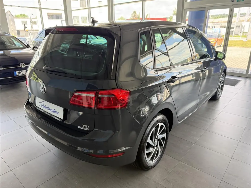 Volkswagen Golf Sportsvan, 1,2 TSI 81kW,SERVISKA,1.MAJ - fotka 6