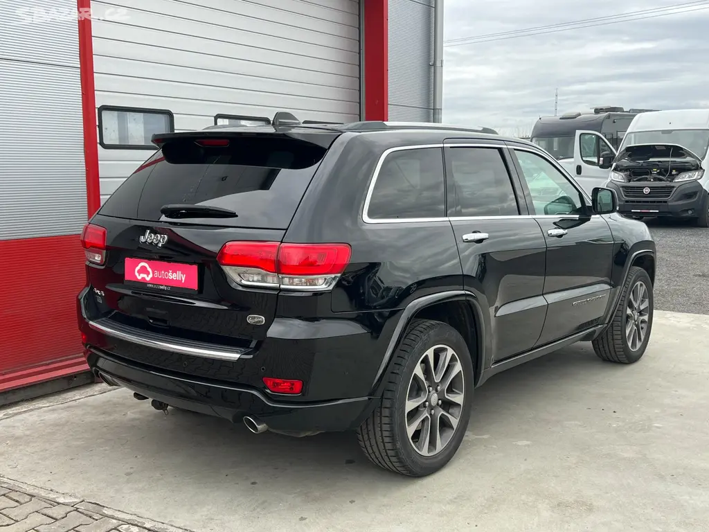 Jeep Grand Cherokee 3,0 JTD OVERLAND, Vzduch, Pano - fotka 5