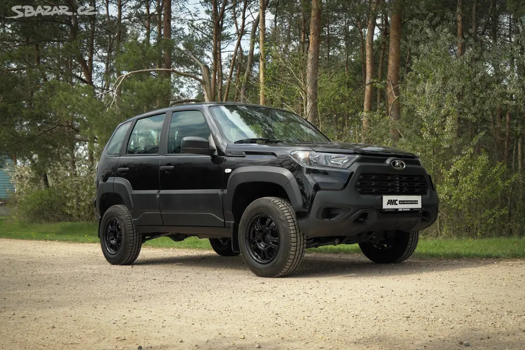 Lada Niva, Travel 4x4, tažné ! AKCE ! - fotka 4