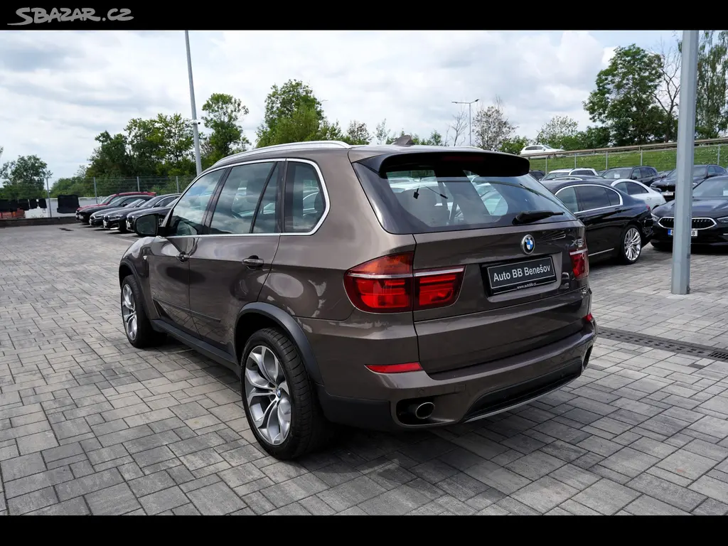 BMW X5, 4.0d xDrive/kůže/7míst/55.000k - fotka 4