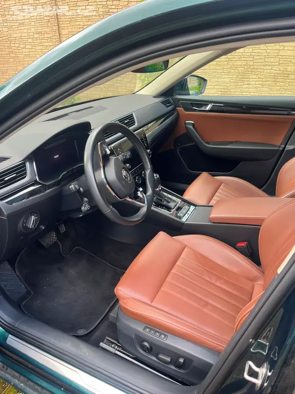 Skoda Superb - fotka 5