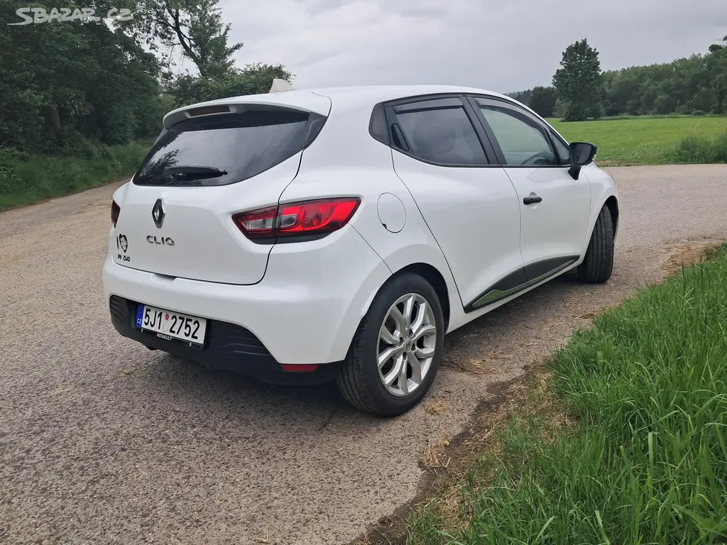 Renault Clio IV 1.2 16V (54kw) 2013, 105.000km - fotka 5