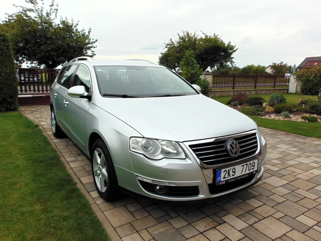 VOLKSWAGEN PASSAT VARIANT 2.0 TDI 4x4 HIGHLINE, ČR - fotka 3