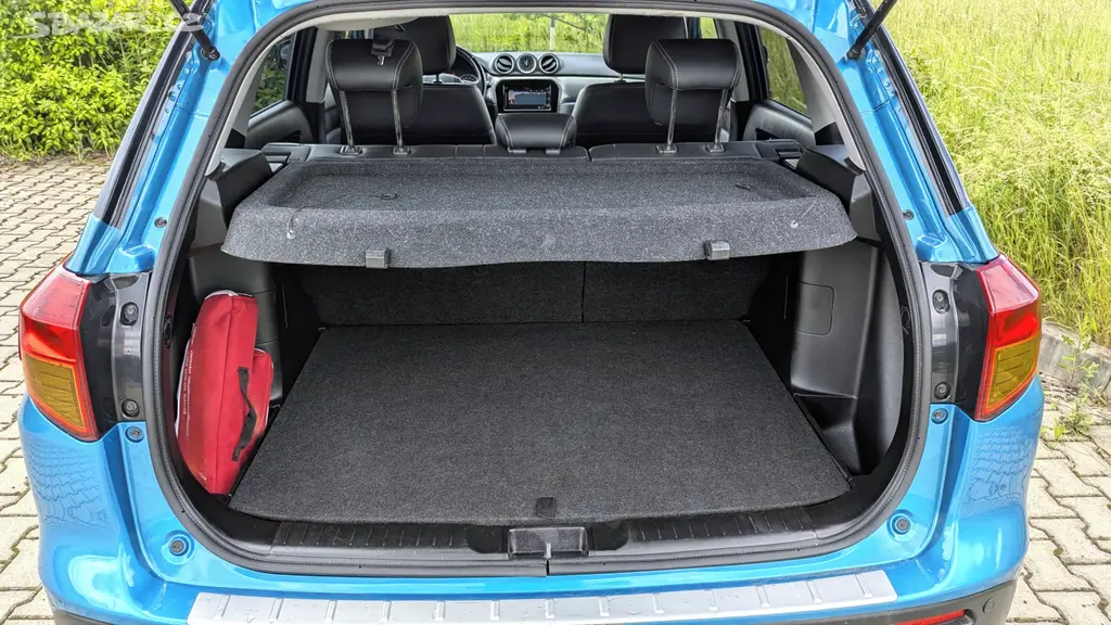 Vitara 1.6VVT 88kw 4x4 AllGrip Kamera, Tažné, 2016 - fotka 4