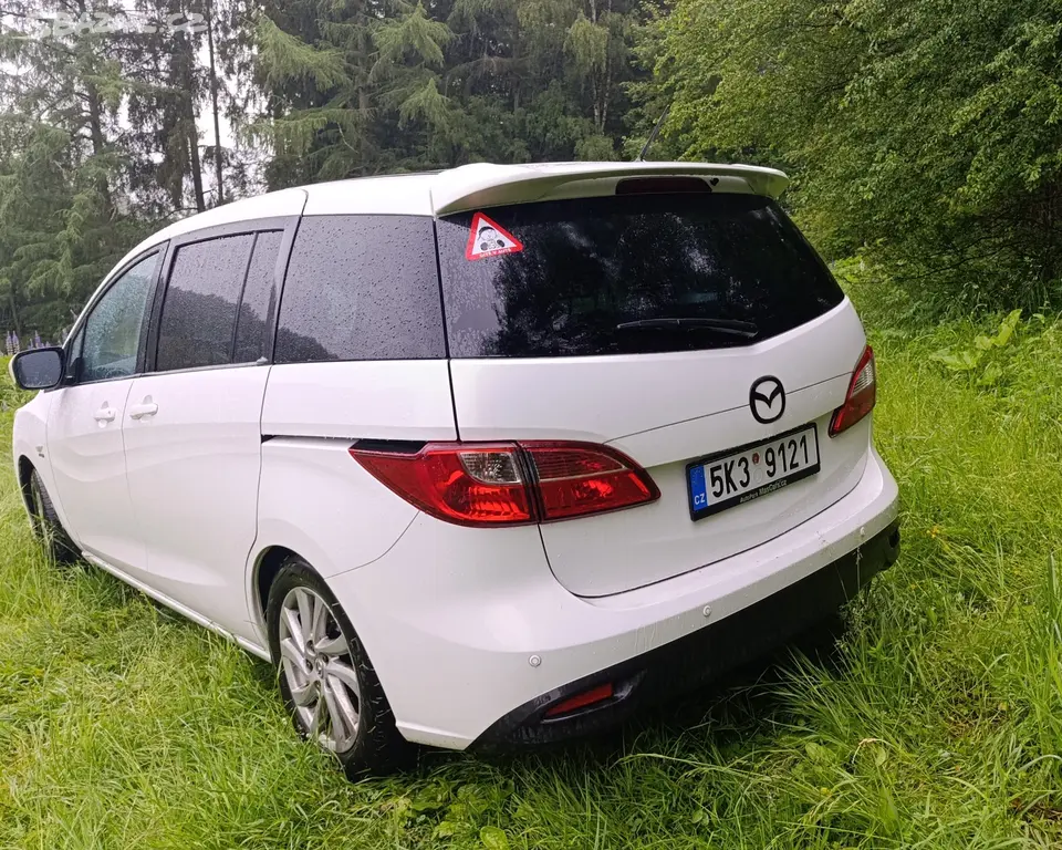 Mazda 5/7místné - fotka 4