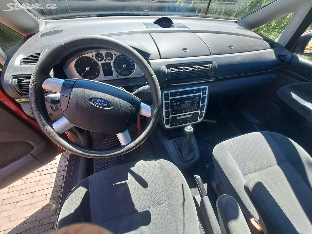 Ford Galaxy Ghia 1,9 Diesel 85 KW, STK 6/2026 - fotka 5