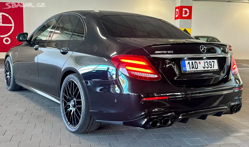 Mercedes Benz E Class W213 53 AMG paket - fotka 5