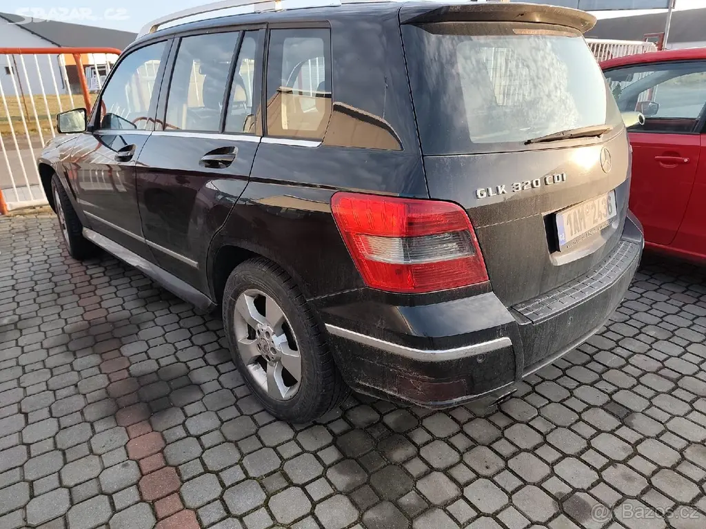 MERCEDES GLK 320 3,0D 165kw r.v.2009 - fotka 4