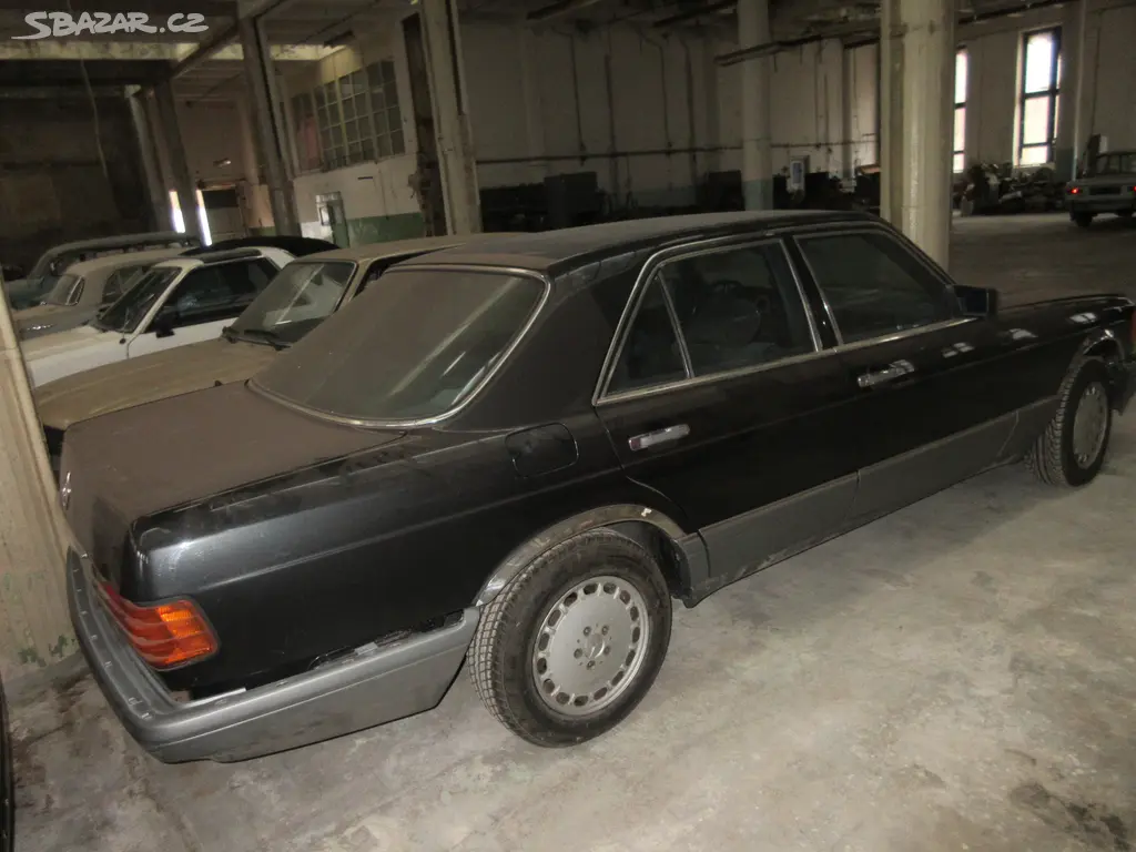 MERCEDES W 126 2,5 - fotka 2