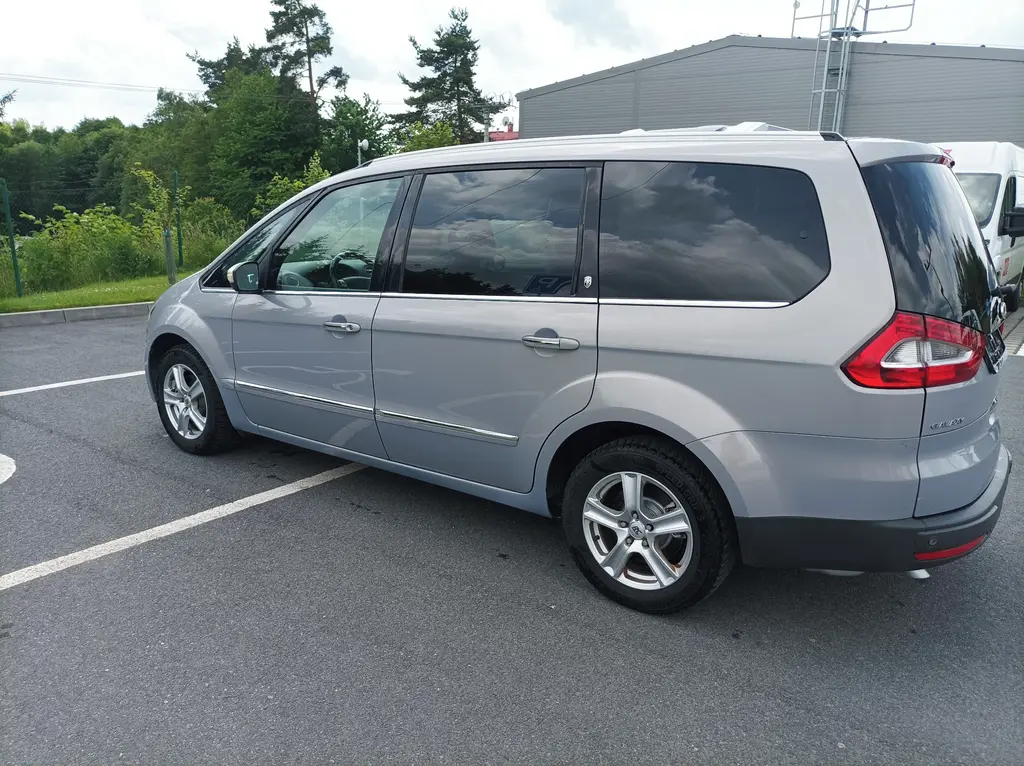 Ford Galaxy - fotka 4