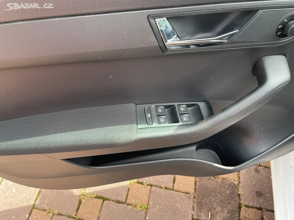 Škoda Fabia kombi, r.v.2018, 1.0 mpi 81 kw - fotka 6