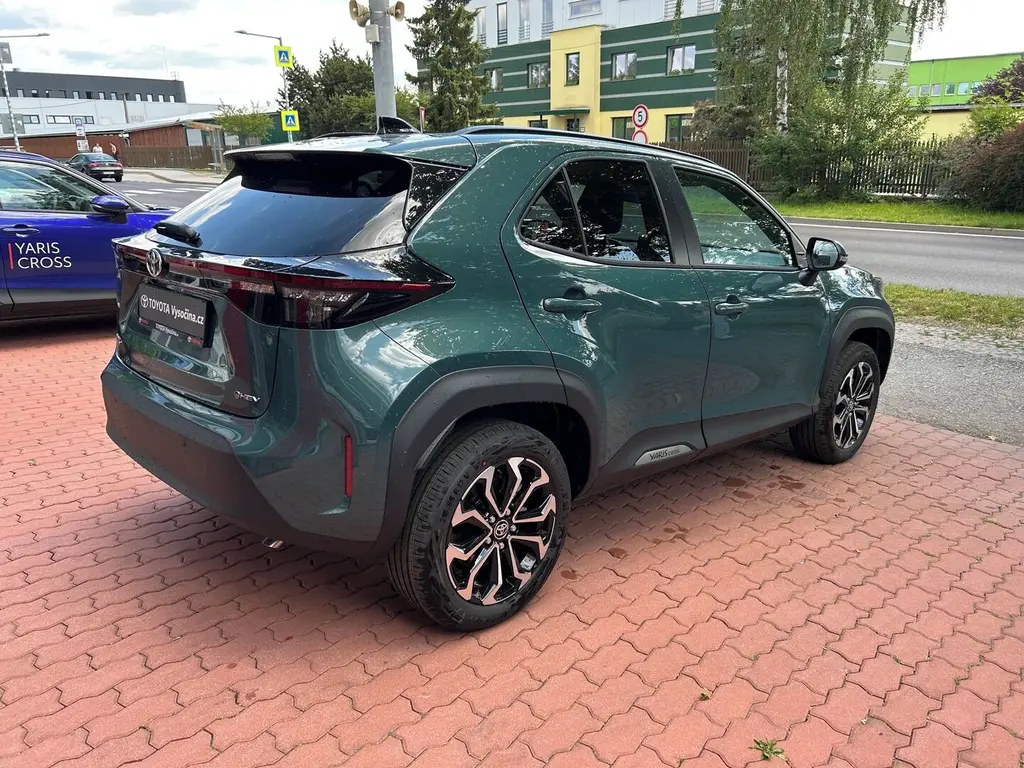 Toyota Yaris Cross, MY26 1,5 hybrid 130 koní - - fotka 4