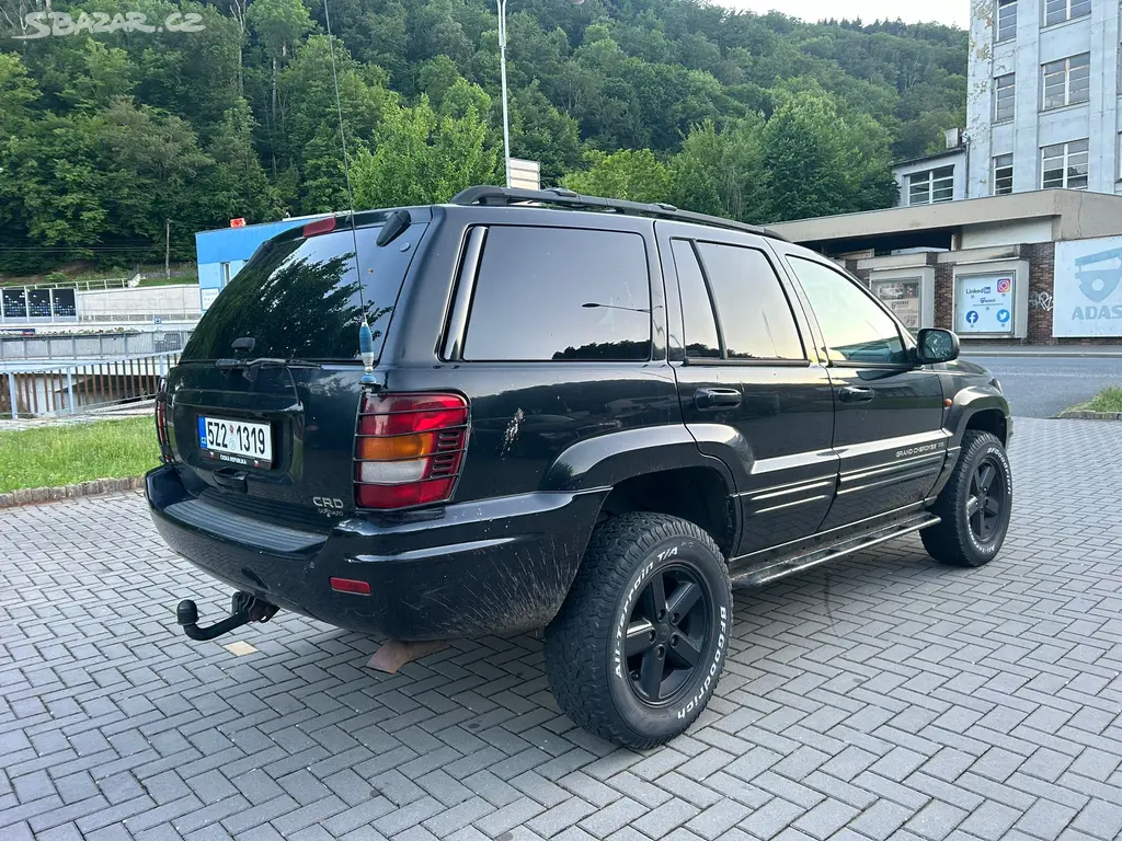 Jeep Grand Cherokee 2.7 CRD Limited 4x4 automat - fotka 4