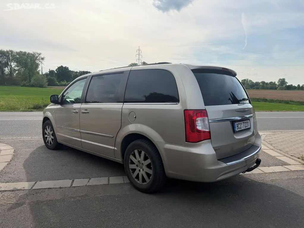 Chrysler Town Country 3,6 Pentastar DVD Kůže 2014 - fotka 3