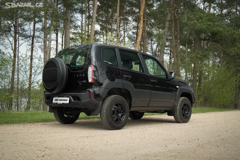Lada Niva, Travel 4x4, tažné ! AKCE ! - fotka 5