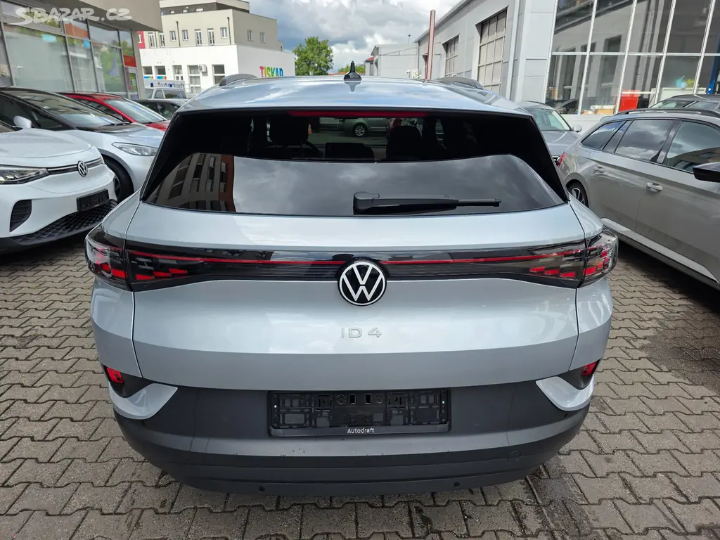 VW ID.4 Pro 150kW IQ.Lights SOH 94,9% Panorama - fotka 6