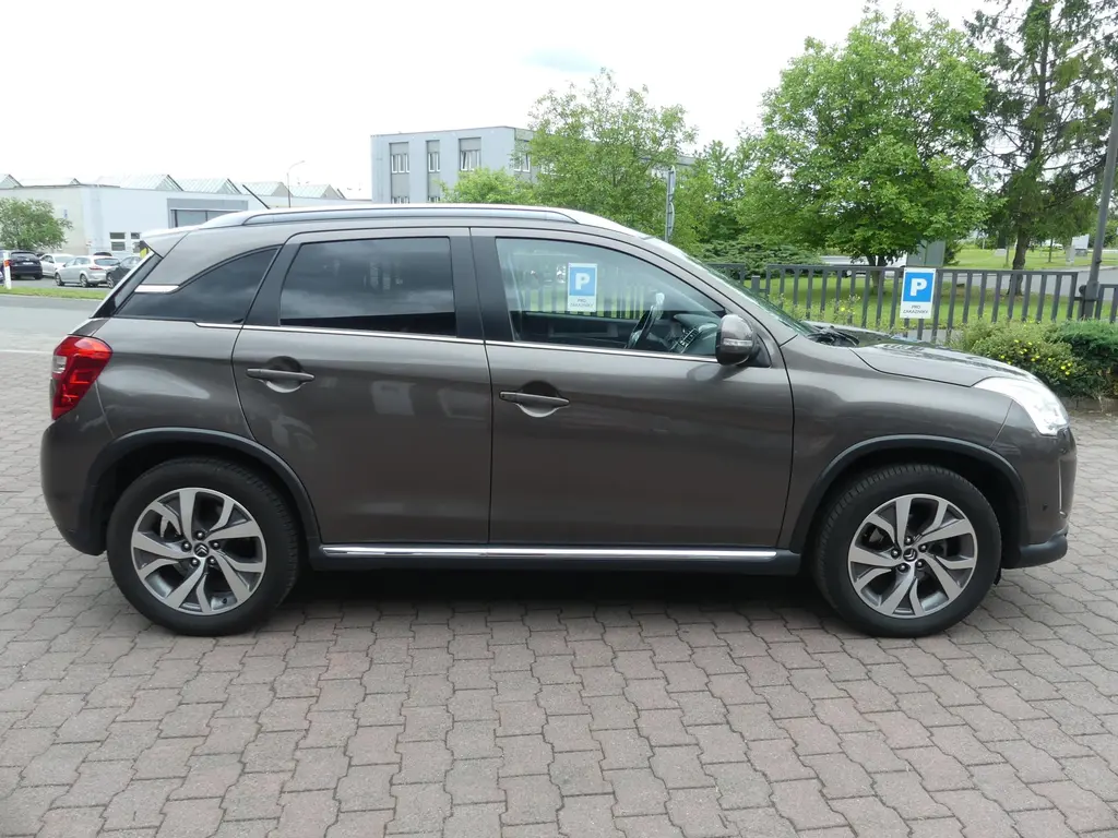 Citroën C4 Aircross, 1,8 HDi MAN6 - fotka 4