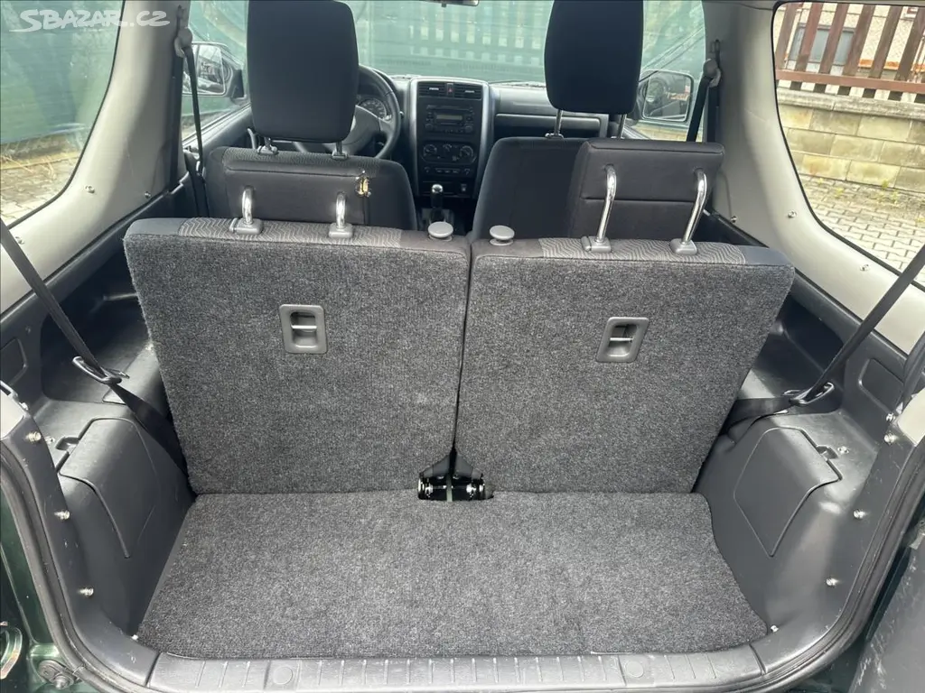 Suzuki Jimny, 1,3 4x4 TAŽNÉ KLIMA BEZ KOROZE - fotka 4