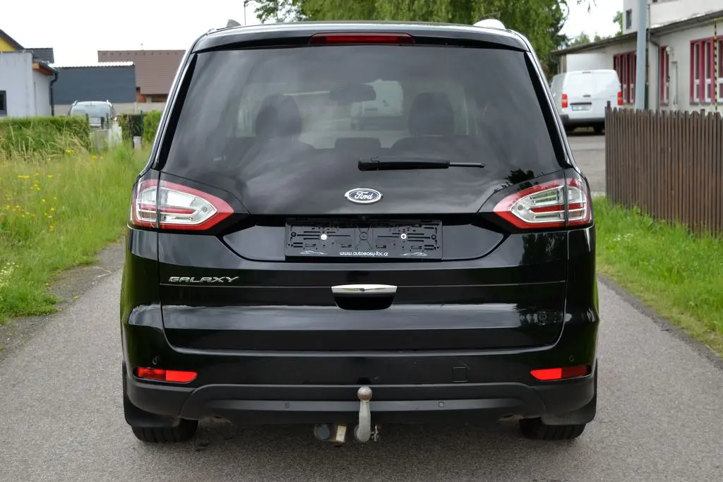 Ford Galaxy 2.0 TDCI 110kW Titanium 7 míst - fotka 3