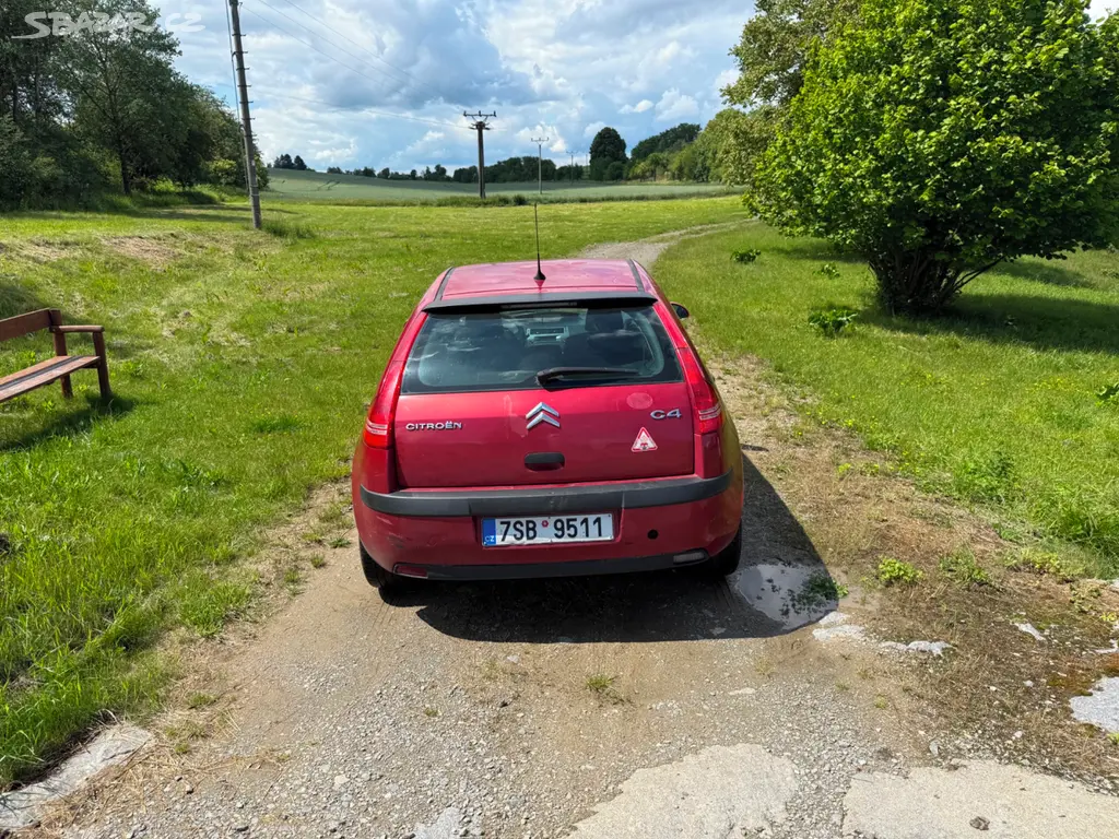 Citroën C4 1.4i 16V (65 kW) - fotka 4