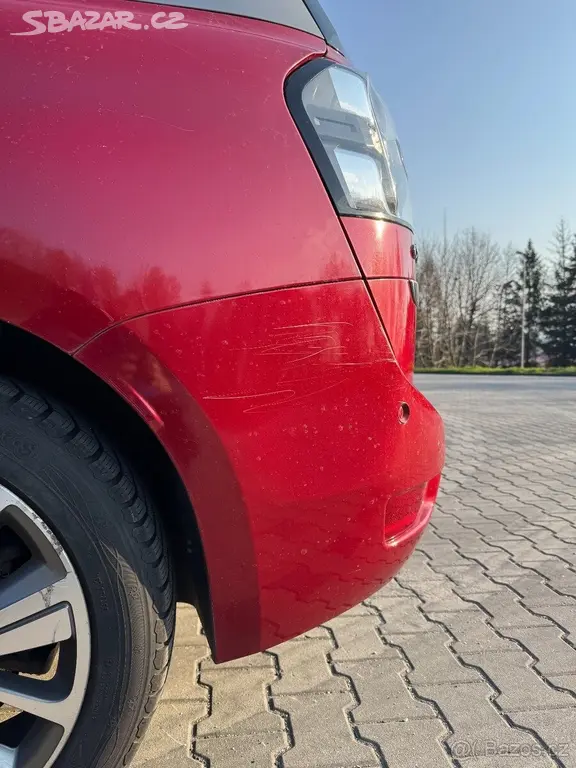 Citroën Grand C4 Picasso 2,0 - fotka 4