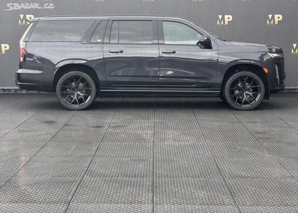 Cadillac Escalade 6.2 V8 AWD Platinum, DPH, PPF - fotka 4