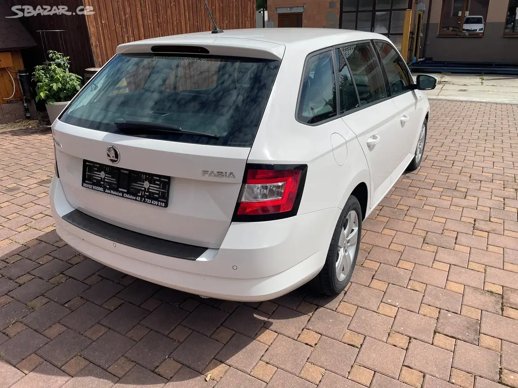 Škoda Fabia kombi, r.v.2018, 1.0 mpi 81 kw - fotka 3