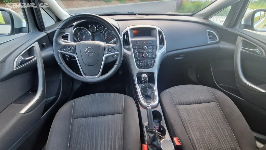 OPEL ASTRA 1,6i-1.MAJITELKA, PO ROZVODECH,NOVÁ STK - fotka 5