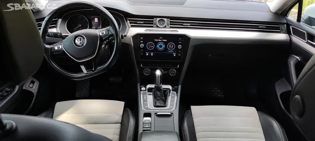 I na splátky Volkswagen Passat variant R-LINE DSG - fotka 6