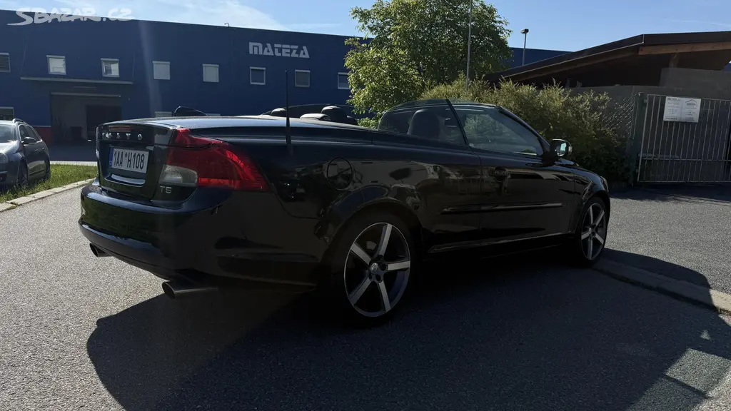 Volvo C70, T5 CABRIO 75 TIS KM 169KW - fotka 6