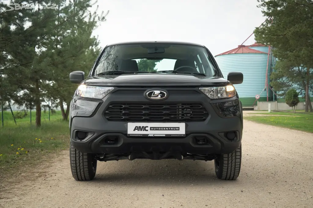 Lada Niva, Travel 4x4, tažné ! AKCE ! - fotka 6