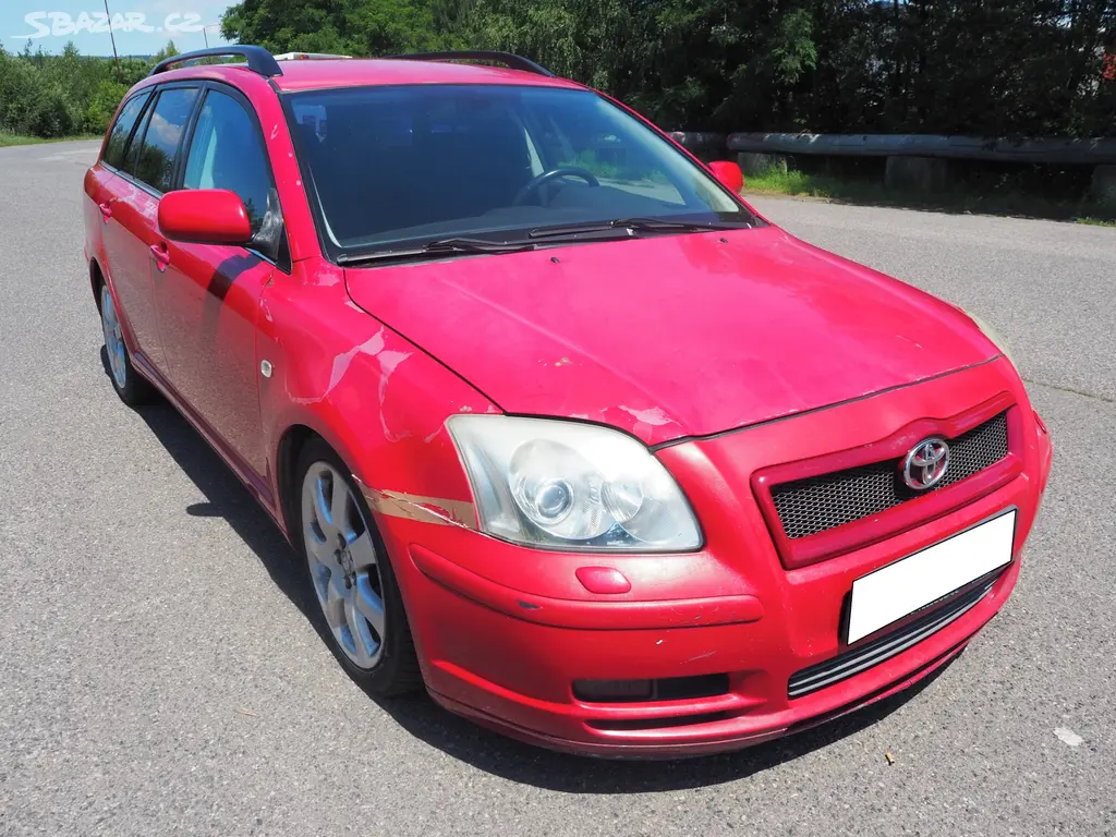 Toyota Avensis 2.0i klima, vyhř. sedadla - fotka 3