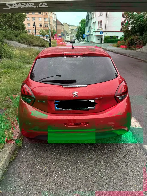 Peugeot 208 Signature 1.2 PureTech, 2019 - fotka 2