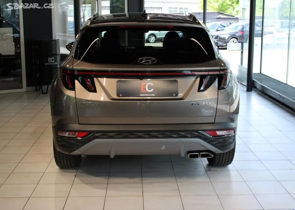Hyundai Tucson T-GDi 7DCT 4WD Premium DPH/ACC - fotka 5