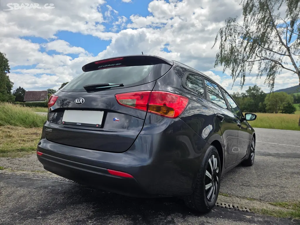KIA CEED - KUP ČR - 1.6(BENZÍN) - 2018 - 143tis/KM - fotka 4