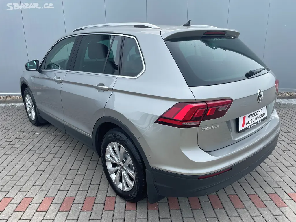 Volkswagen Tiguan, 1,5 TSi COMFORTLINE 1.Maj-ČR - fotka 2