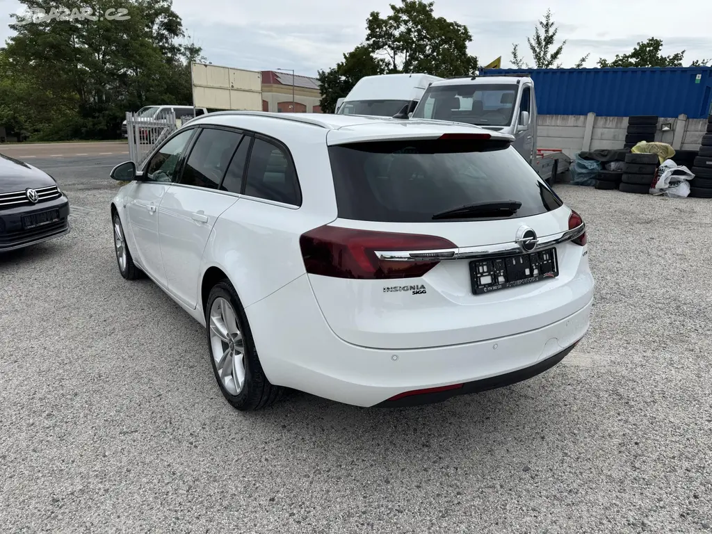 Opel Insignia, 2.0CDTI 120KwAT Virtual cocpit - fotka 5
