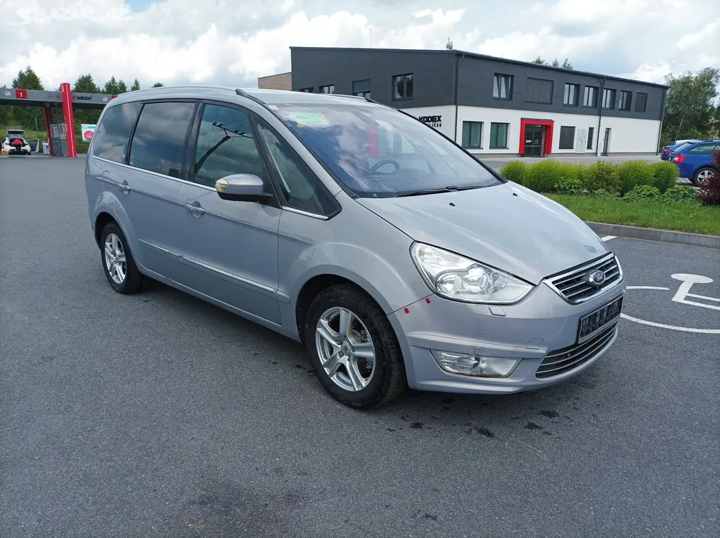 Ford Galaxy - fotka 3