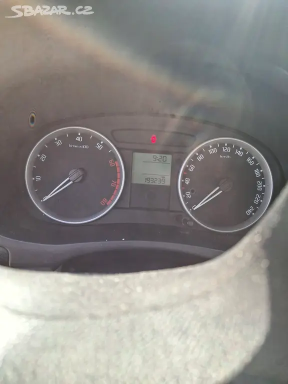 Škoda Roomster 1.6 - fotka 2