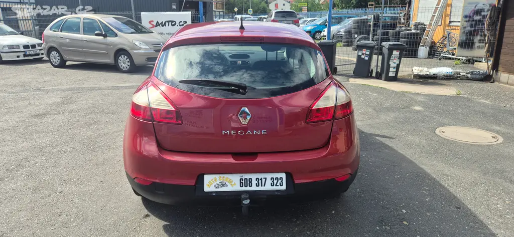 Renault Mégane, 1.6 i 74KW,KLIMA,TAŽNÉ ZAŘ. - fotka 6