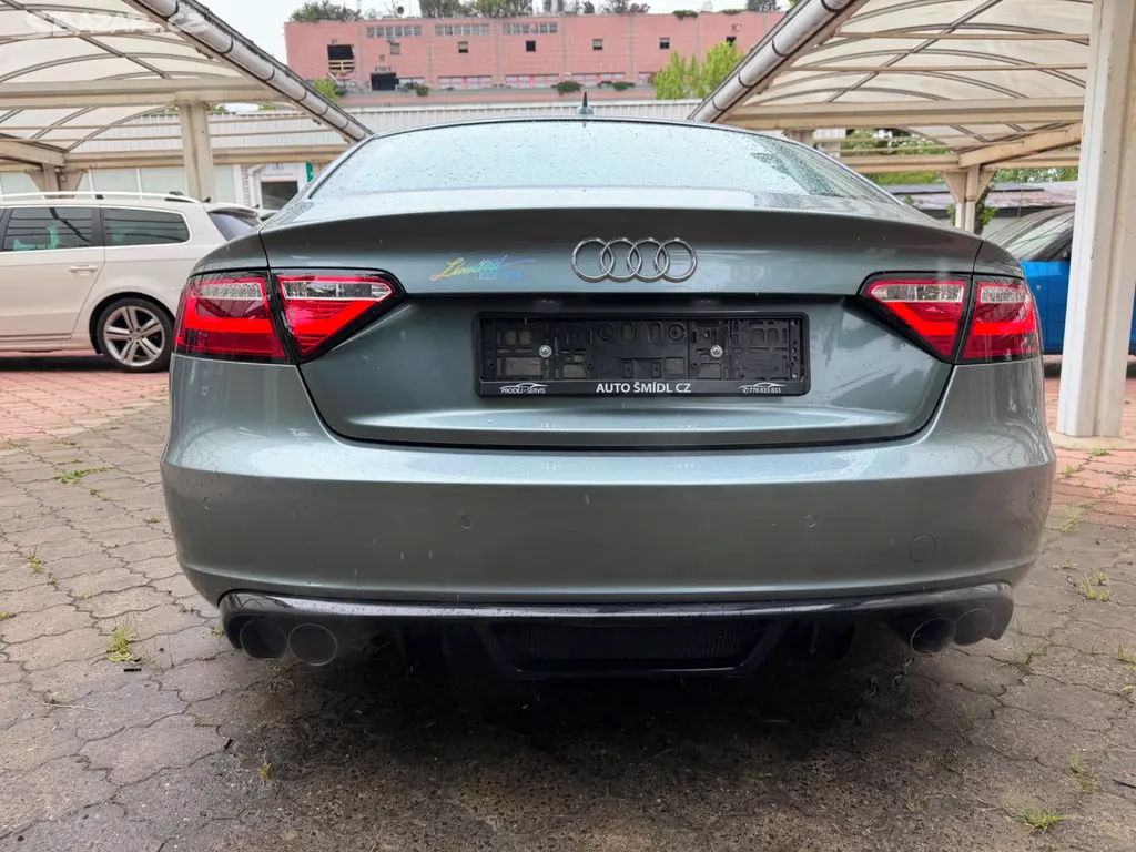Audi A5 2,0 TFSi 155 kW Quattro MANUÁL - fotka 5