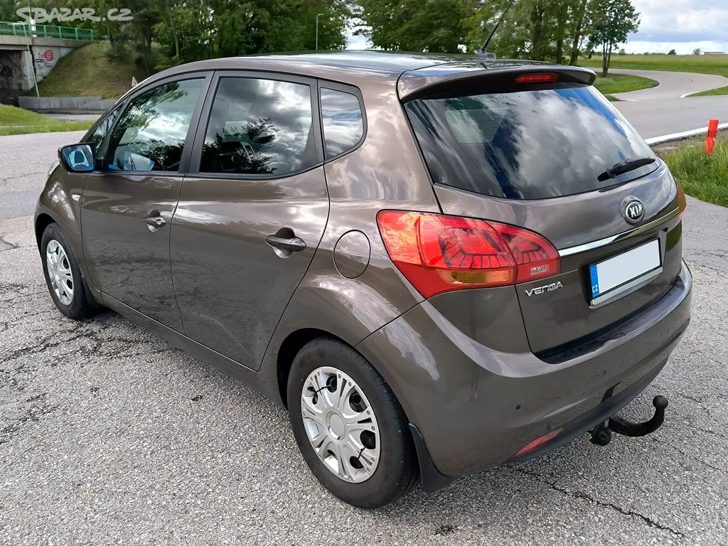KIA VENGA 1.6 CVVT 92kw, r.v. 2017, 92000 KM - fotka 4