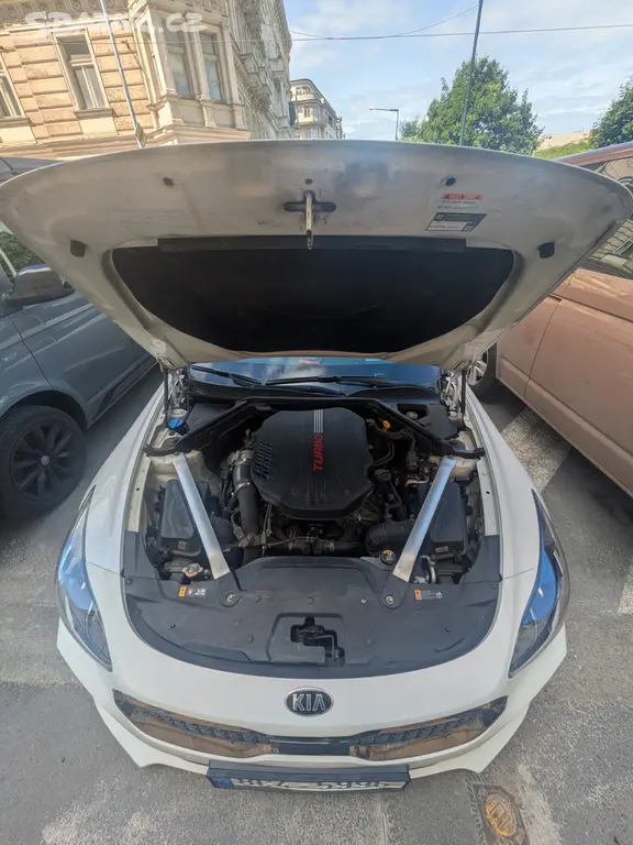 KIA Stinger 3.3 V6 T-GDI GT - fotka 4