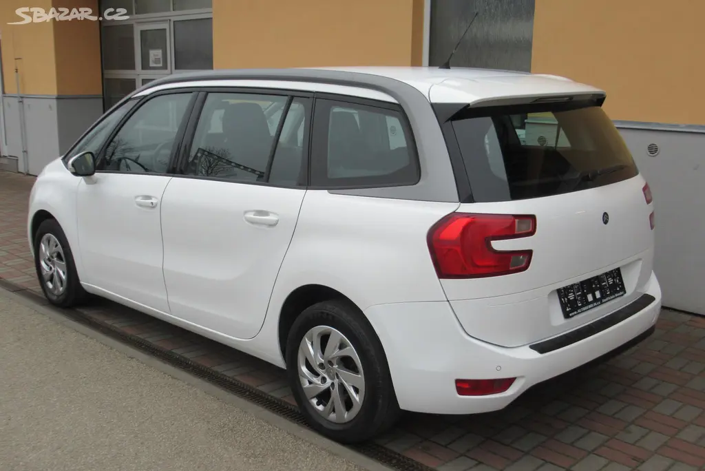 Citroën C4 Picasso, 1.6 HDi AUT. KLIMA 7 MÍST - fotka 2