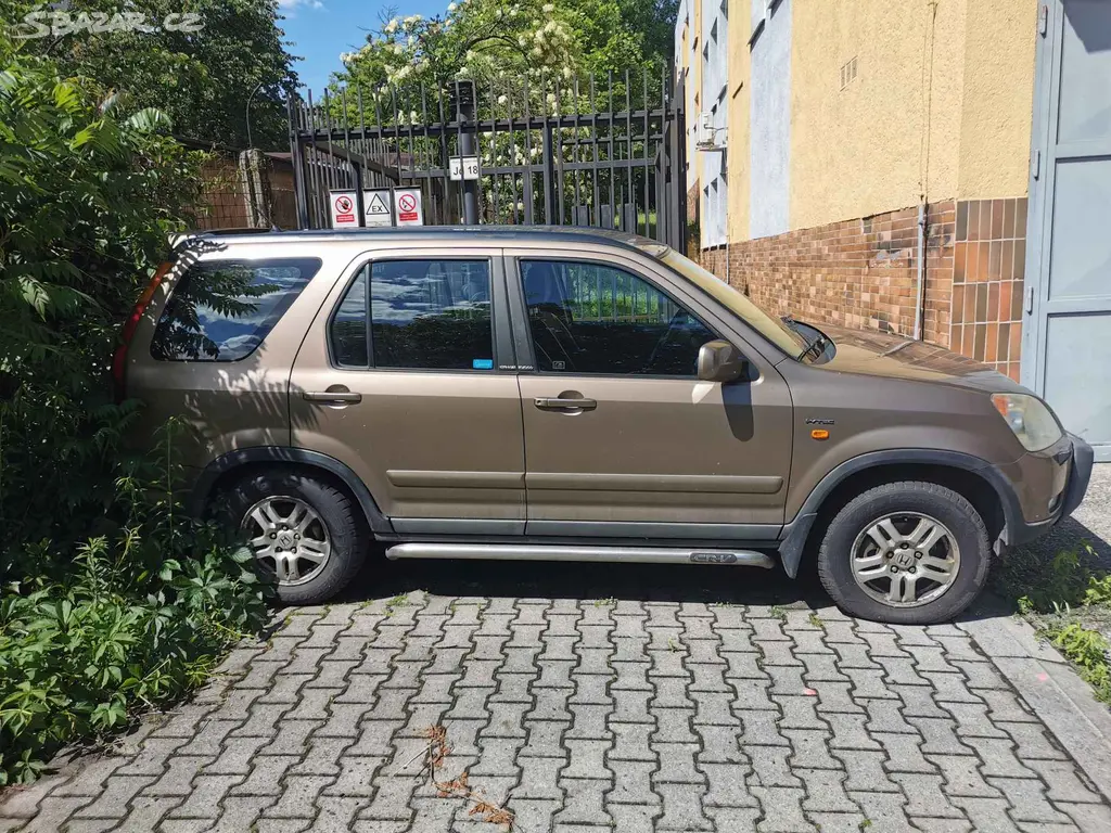 Honda CR-V II; 2,0; benzín; 2002, nejto 252tis. km - fotka 4