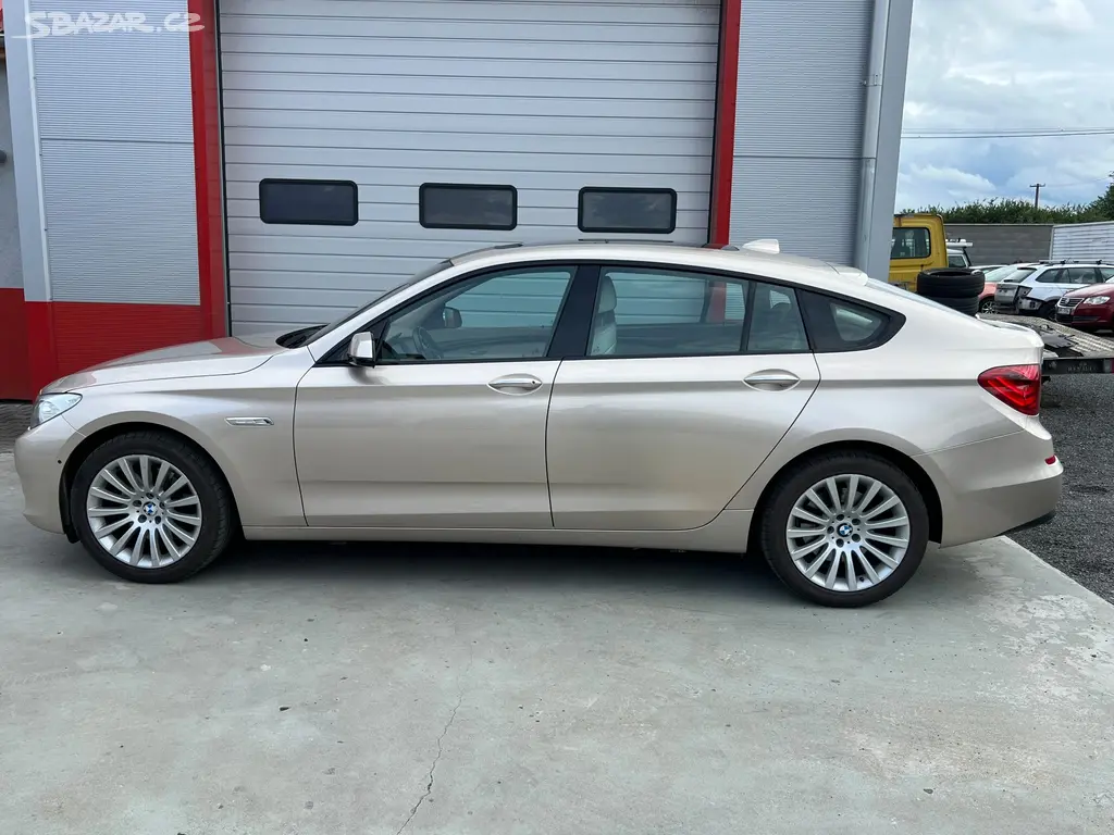 BMW 535d GT, 1.maj., Nové ČR, Masáže, Panorama - fotka 2