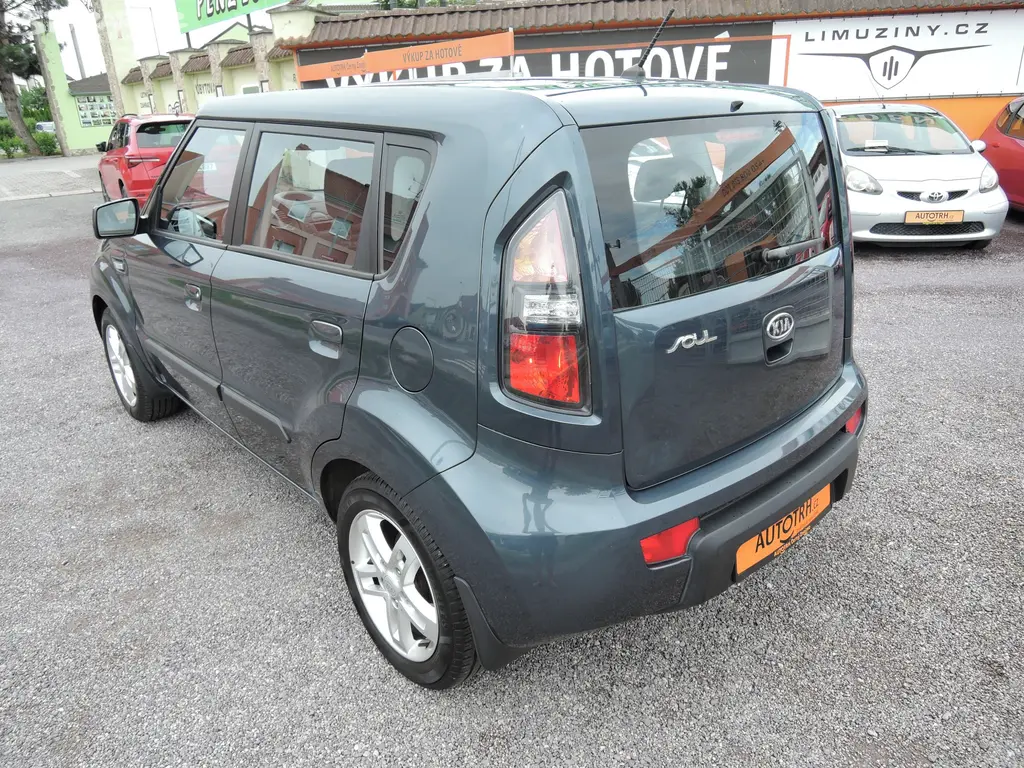 Kia Soul 1,6 i Servis Tažné 150tkm 2009 - fotka 6
