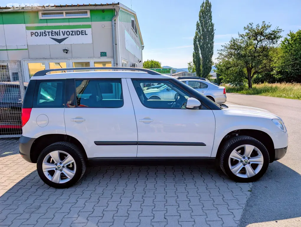 ŠKODA YETI 2.0TDi 103kW 4x4 TAŽNE ELEGANCE 2013 - fotka 5